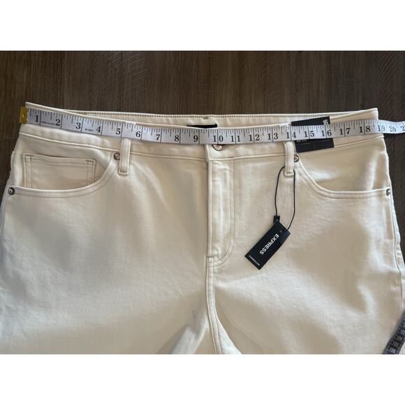 NWT Express Boyfriend Mid Rise Cream White Denim Jeans Pants Women’s Size 16 NEW - Picture 9 of 16